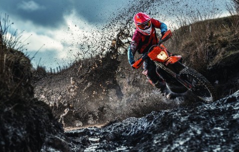 爱游戏官网-明晨全锦赛焦点战！洛杉矶湖人迎战上海海港，血战或上演