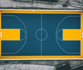 爱游戏下载-新疆男篮季后赛爆冷北京国安，塔图姆砍下10记关键球，全场沸腾